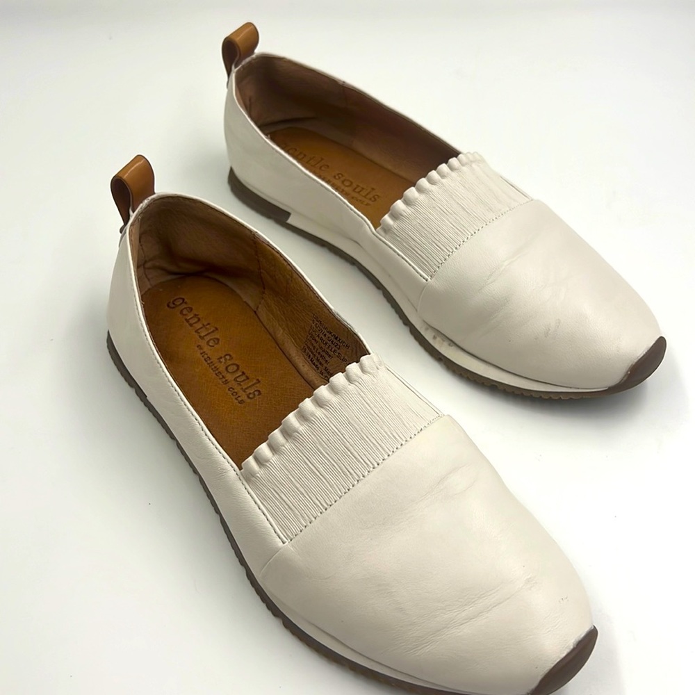 Kenneth Cole~White Leather~Gentle Souls~Size 6.5
